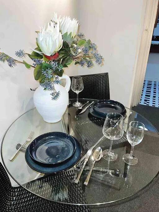 Cosy Motel Studio Apartment In Central City-Up To 2 Beds Christchurch New Zealand